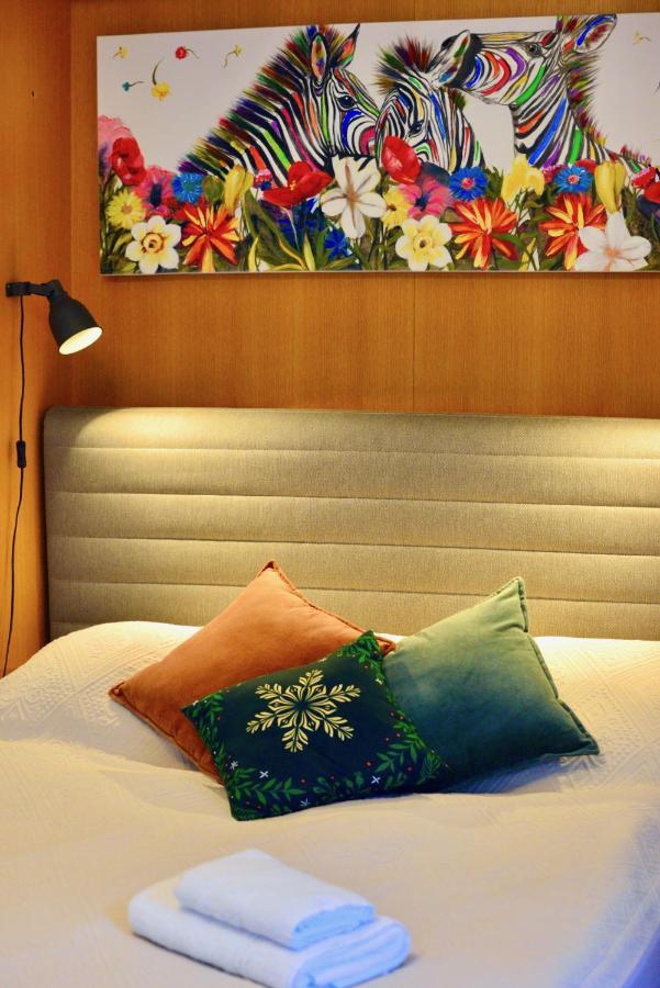 Appartement Charming With Balcony In Hip & Trendy Margareten Wenen