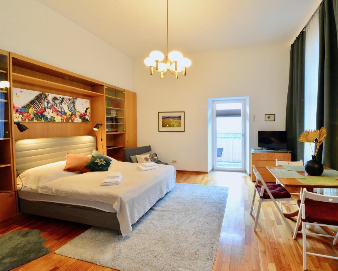 Apartment Schönbrunnerstrasse By Easyb&b Wien